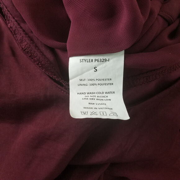 Lush Romper Dress Womens Small Burgundy Bishop Sleeve Cold‎ Shoulder Surplice - Picture 14 of 16